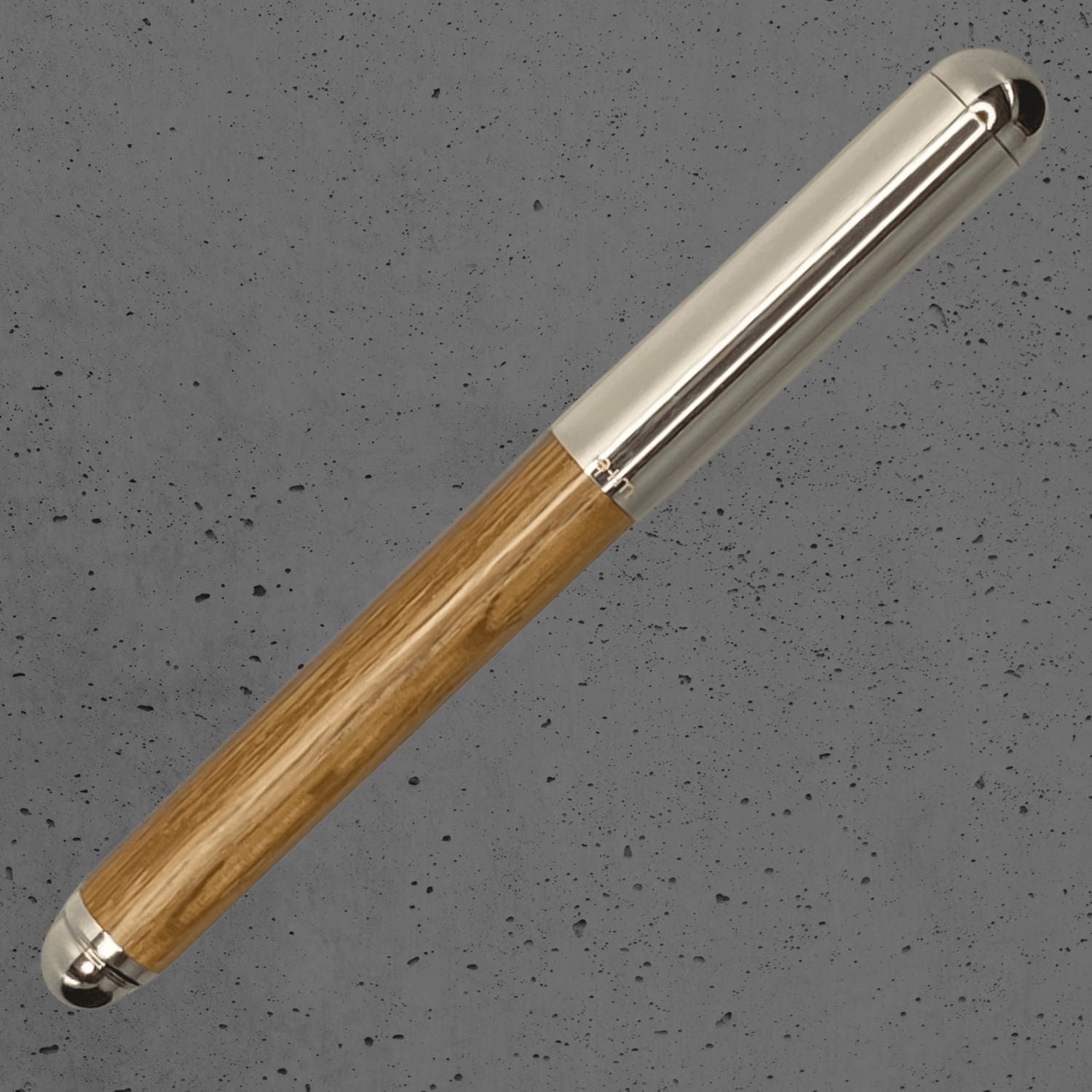 CONTRACT Oak antik Weißbronze Füllfederhalter | e+m Holzprodukte