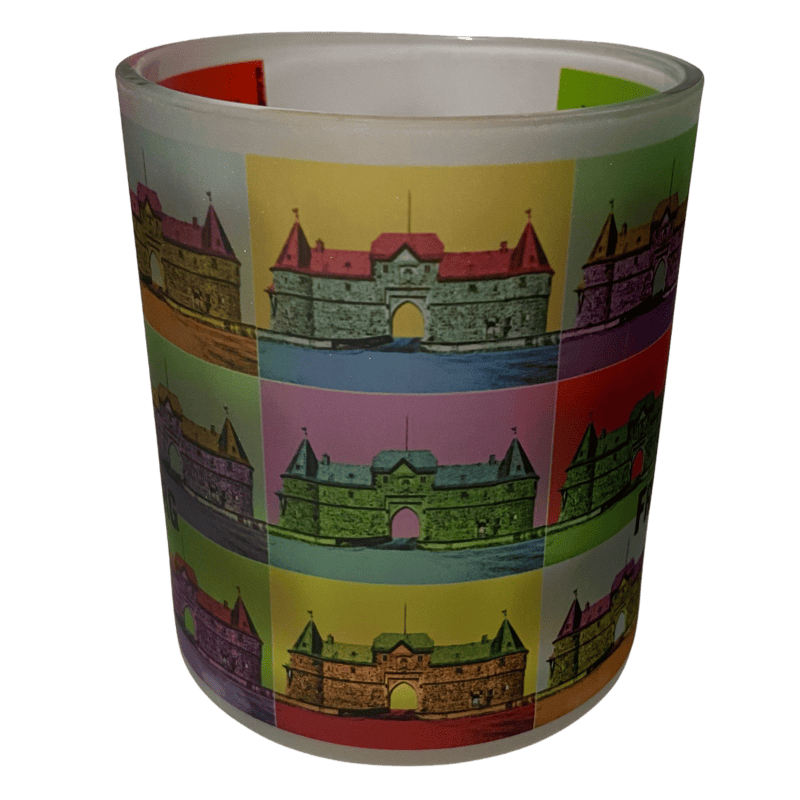 Friedberg Glastasse Frosted mit Popart südl. Burgeingang