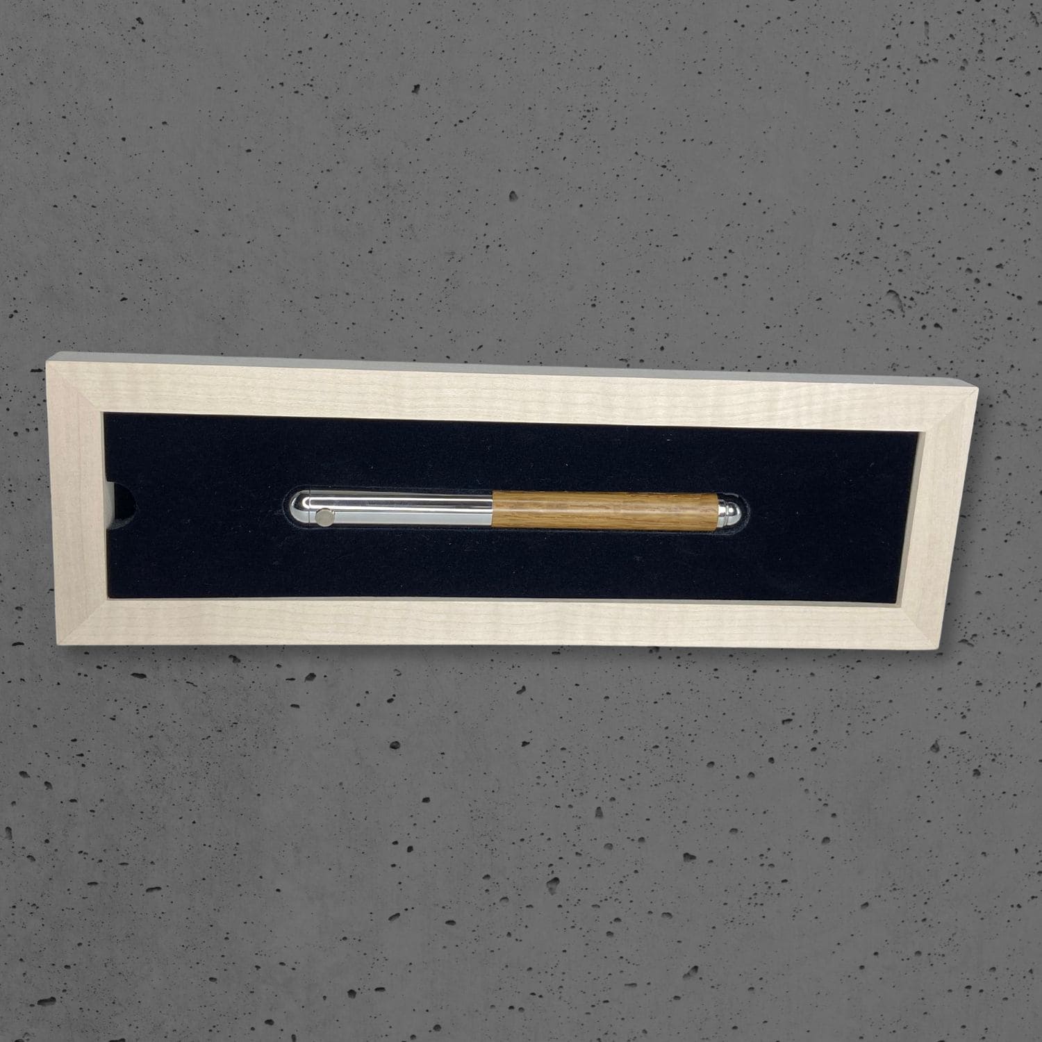 CONTRACT Oak antik Weißbronze Füllfederhalter | e+m Holzprodukte